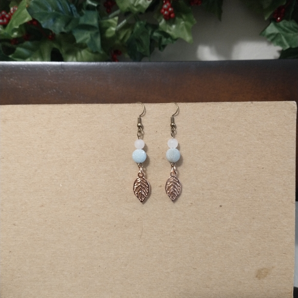 Earrings - Picture 10 of 12